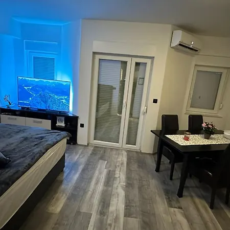 Supreme Apartament